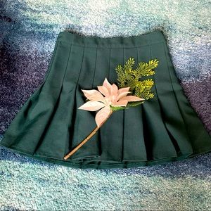 Green Pleated Tennis Skirt Size Small